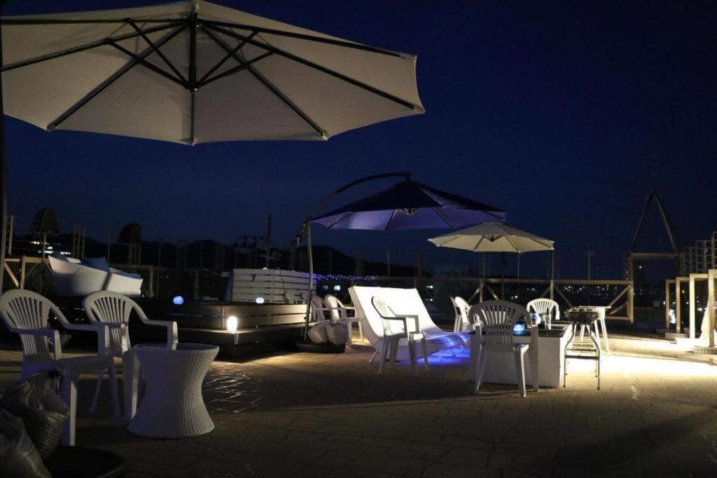 יוקוסוקה Mykonos Resort Miura מראה חיצוני תמונה